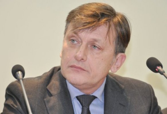 Surse: Antonescu şi Zgonea, propuşi de USL pentru şefia Senatului, respectiv a Camerei